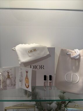Dior Cream Canvas Drawstring Pouch & Dust Bag Set - Cream, Gold